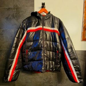 Benetton Mens Reversible Puffer Jacket. XL. Size 44.  Black/Red.